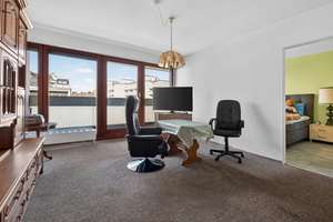 Großzügige 2-Zimmer-Wohnung mit Balkon und TG-Stellplatz in Uni-Nähe – Die vollständige Adresse der Immobilie erhältst du vom Anbieter., 76131 Oststadt, Karlsruhe – Vorschaubild 4