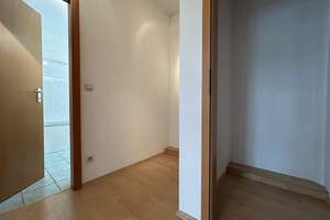 ** Lifestyle, Flair & teilw. frisch Renoviert * 3 Zimmer * ca. 73 qm * Fürther Innenstadt ** – Rudolf-Breitscheid-Straße 12, 90762 Altstadt, Innenstadt, Fürth – Vorschaubild 7