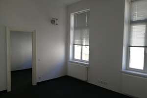 Geräumige 4-Zimmer-Wohnung in Krefeld Stadtmitte – Die vollständige Adresse der Immobilie erhältst du vom Anbieter., 47798 Stadtmitte, Krefeld – Vorschaubild 6