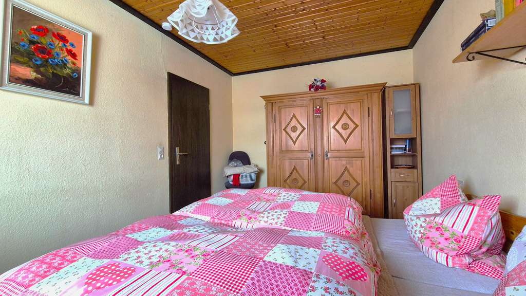 Immobilie in Walldürn - *EFH mit 4 Zimmern zum Preis einer Eigentumswohnung* Ruhe, Natur & viel Platz auf 592m² Grundstück - Bild 4