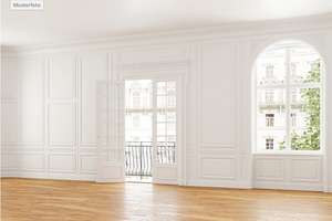 Provi frei 2 Zimmer - Wohnung mit Loggia