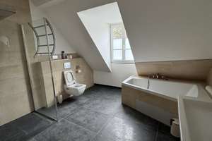 Frisch sanierte und moderne 3 Zimmerwohnung im Herzen von Biebrich! – Riehlstraße 32, 65203 Biebrich, Wiesbaden – Vorschaubild 9