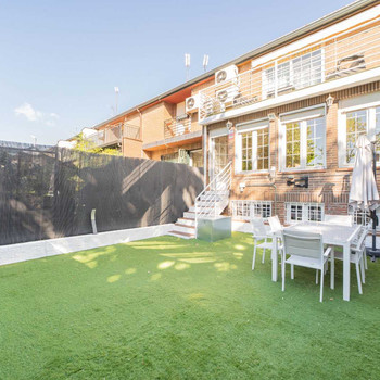 Reihenhaus / Chalet zum Verkauf in Calle Medinaceli 8, Boadilla del Monte
