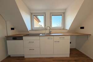 Vermietete Dachgeschosswohnung zur Kapitalanlage, Mietrendite 5,7 % – Die vollständige Adresse der Immobilie erhältst du vom Anbieter., 91575 Windsbach – Vorschaubild 2