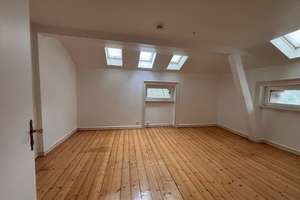 Dachetage in Stilaltbauvilla am Kurpark! 4 ZKB - 117 m² mit Dielen + EBK  € 1.600,- + NK – Die vollständige Adresse der Immobilie erhältst du vom Anbieter., 65193 Nordost, Wiesbaden – Vorschaubild 6