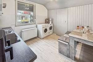 Investieren mit Perspektive: Ca. 67 m² Dachgeschosswohnung mit Garage in gefragter Lage von Bottrop – Die vollständige Adresse der Immobilie erhältst du vom Anbieter., 46240 Eigen, Bottrop – Vorschaubild 2