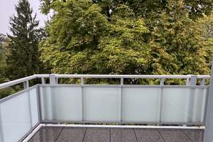 schöne, helle Altbauwohnung im DG inkl. Einbauküche und Balkon – Falkensteinstr. 184, 46047 Borbeck, Oberhausen – Vorschaubild 10