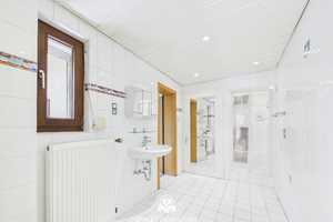 Charakteristisches Haus mit zwei Einheiten, charmantem Innenhof und vielen Möglichkeiten! – Ahrweiler (Kreis) – Vorschaubild 16
