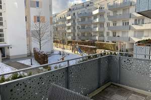 BEFRISTET auf 3J. - Stilvolle 2-Zimmer-Whg mit Balkon, EBK und Eichenparkett in München-Bogenhausen – Hochstiftsweg 19, 81925 Oberföhring, München – Vorschaubild 4