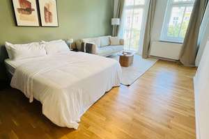 *top möbliertes Apartment nahe Petersburger Str. ab 01.09.26* – Straßmannstraße 25, 10249 Friedrichshain, Berlin – Vorschaubild 2