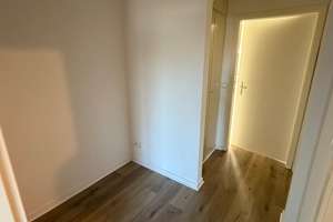 Renovierte 2-Zimmer-Wohnung mit Einbauküche  – Pilgerstr. 1, 46149 Schwarze Heide, Oberhausen – Vorschaubild 4