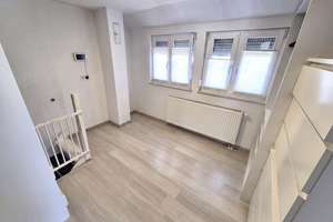 Familientraum mit Zukunft: Modernisiertes Einfamilienhaus mit Einliegerwohnung und Sonnengarten – Die vollständige Adresse der Immobilie erhältst du vom Anbieter., 70378 Steinhaldenfeld, Stuttgart – Vorschaubild 10
