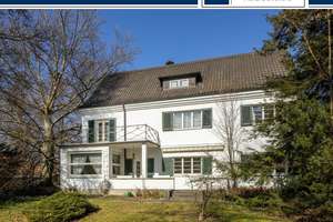 Beste Lage mit nostalgischer Atmosphäre und einem weitläufigen Garten – Die vollständige Adresse der Immobilie erhältst du vom Anbieter., 87700 Innenstadt, Memmingen – Vorschaubild 1