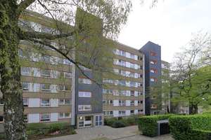 Komfortables Wohnen! 4,5-Raum-Wohnung mit rd. 94 m² im 1.OG mit Aufzug, Loggia und Stellplatz – Die vollständige Adresse der Immobilie erhältst du vom Anbieter., 45219 Kettwig, Essen – Vorschaubild 13