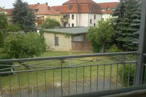 Kleine 3 Zi.-Wohnung in grüner Lage mit großer Wohnküche und Balkon