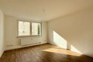 Helle 3-Raum-Wohnung im 1. Obergeschoss – 8525 Bahnhofsvorstadt, Plauen – Vorschaubild 8