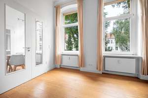 ⭐️ Wohn-Traum am Roseneck: Charmante & Sanierte 2 Zi- Wohnung mit hohen Decken, EBK & Parkett – Die vollständige Adresse der Immobilie erhältst du vom Anbieter., 14199 Schmargendorf, Berlin – Vorschaubild 2