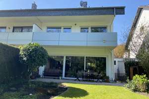 Familien aufgepasst !
6 vollwertige Zimmer für ihr Familienleben-DHH in ruhiger TOP-Lage Sackgasse – Die vollständige Adresse der Immobilie erhältst du vom Anbieter., 53229 Holzlar, Bonn – Vorschaubild 1