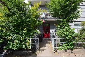 Lichtdurchflutetes Penthouse mit großer Dachterrasse zum ruhigen Innenhof in Hamburg-Eppendorf! – Die vollständige Adresse der Immobilie erhältst du vom Anbieter., 20251 Eppendorf, Hamburg – Vorschaubild 1