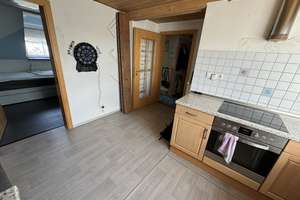 große 3,5 Zi-Wohnung im Herzen Ingolstadts – Die vollständige Adresse der Immobilie erhältst du vom Anbieter., 85055 Nordost, Ingolstadt – Vorschaubild 10