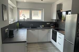 Moderne 3-Zimmer-Neubauwohnung mit hochwertiger EBK, Balkon und 2 Stellplätzen in Karlstein – Die vollständige Adresse der Immobilie erhältst du vom Anbieter., 63791 Karlstein am Main – Vorschaubild 2