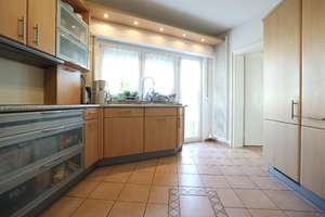 Stilvolles Landhausanwesen in unverbaubarer Bestlage mit Weitblick
 in 42659 Solingen – Die vollständige Adresse der Immobilie erhältst du vom Anbieter., 42659 Burg/Höhscheid, Solingen – Vorschaubild 7