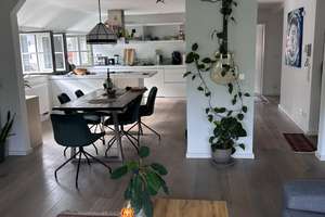 123qm Stilaltbau DG-Maisonettewohnung im Lehenviertel – Römerstraße 28, 70180 Lehen, Stuttgart – Vorschaubild 2