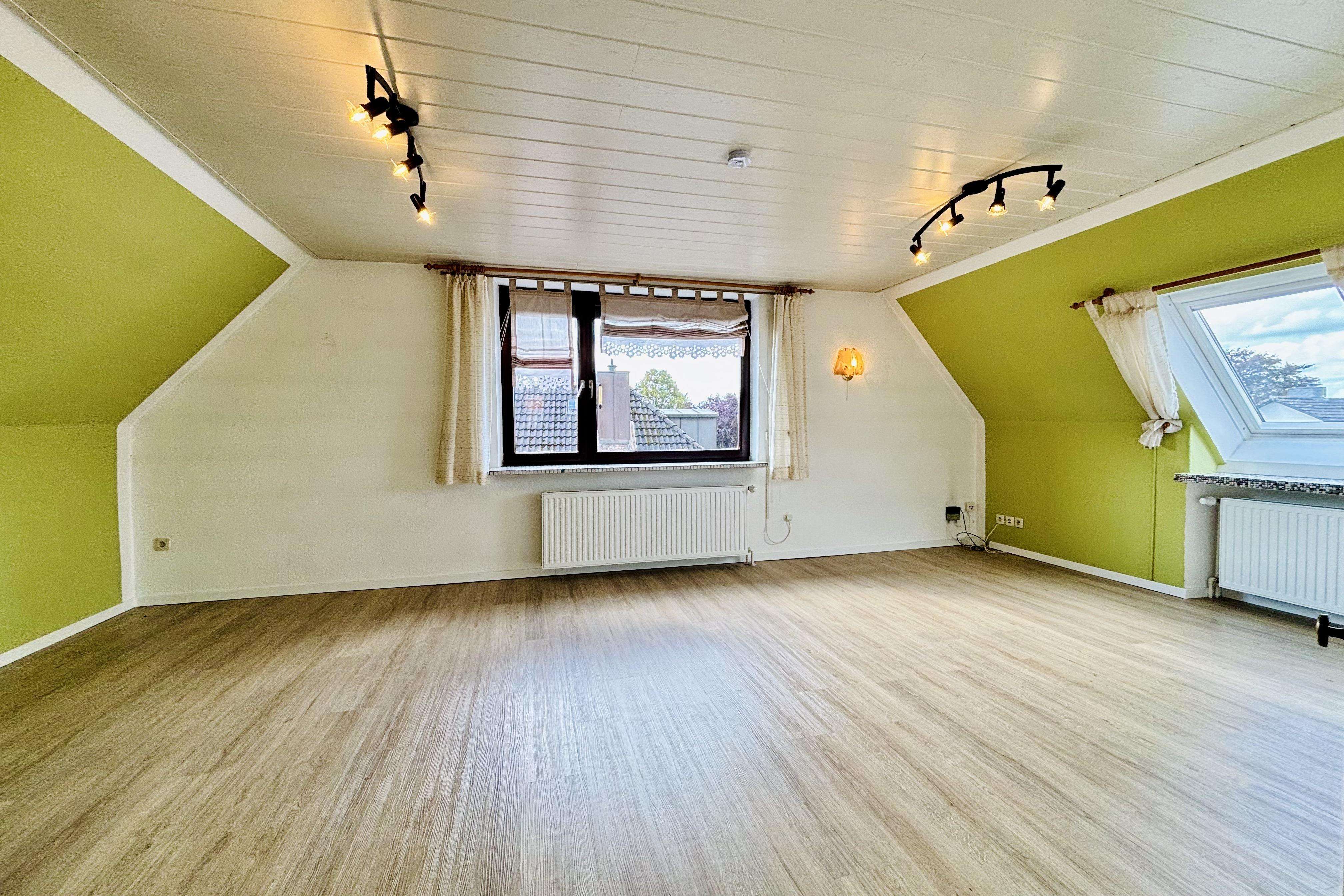 Immobilie in Escheburg - Zweifamilienhaus mit viel Platz für eigene Ideen. - Bild 7