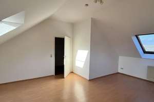 Ab sofort: Sanierte Maisonette Wohnung – Schonnebeckhöfe 218, 45327 Katernberg, Essen – Vorschaubild 2