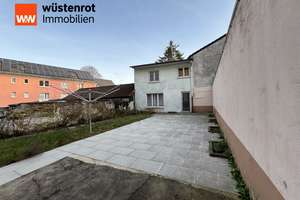 Großzügiges Altbauobjekt mit außergewöhnlichem Entwicklungspotenzial – Die vollständige Adresse der Immobilie erhältst du vom Anbieter., 42651 Solingen-Mitte, Solingen – Vorschaubild 19