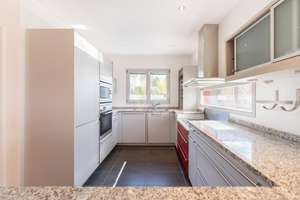 Stilvolles Architektenhaus in Bestzustand am Geigersberg – modernes Wohnen auf höchstem Niveau – Die vollständige Adresse der Immobilie erhältst du vom Anbieter., 76227 Durlach, Karlsruhe – Vorschaubild 10
