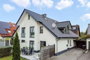 Modern und energieeffizient - Doppelhaushälfte in toller Sackgassenlage in Paderborn – Die vollständige Adresse der Immobilie erhältst du vom Anbieter., 33106 Elsen, Paderborn – Vorschaubild 1