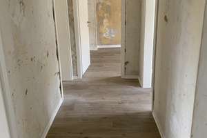 Teilsanierte 3,5 Zimmer-Whg. mit Balkon zum 01.11.2026 – Hultschiner Straße 135, 47055 Wanheimerort, Duisburg – Vorschaubild 9