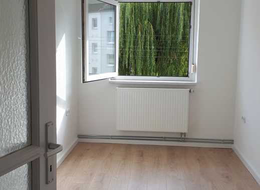 *ERSTbezug nach Renovierung_Zentralheizung_Tageslichtbad_Küche mit Fenster_Pkw-Stellplatz