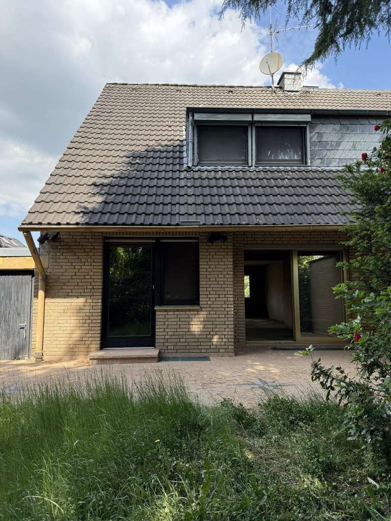 Immobilie in Meerbusch - Doppelhaushälfte an einem Privatweg, in sehr gefragter Lage - Bild 3