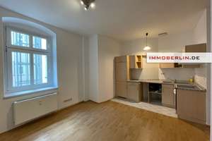 IMMOBERLIN.DE - Kernsanierte Altbauwohnung in ruhiger Kiezlage – Die vollständige Adresse der Immobilie erhältst du vom Anbieter., 10247 Friedrichshain, Berlin – Vorschaubild 1
