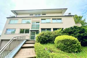 Außergewöhnliches Penthouse mit Privatfahrstuhl, Dachterrasse und separatem Apartment