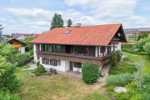 Großzügiges Einfamilienhaus mit Einliegerwohnung und traumhaftem Panoramablick in Oberhausen – Die vollständige Adresse der Immobilie erhältst du vom Anbieter., 82386 Oberhausen – Vorschaubild 3