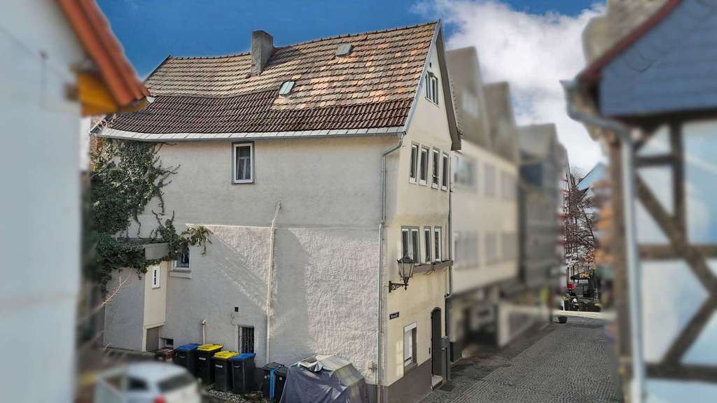 Immobilie in Herborn - Historisches Einfamilienhaus im Zentrum Herborns - Bild 1
