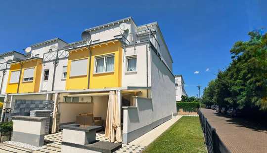 Bild von Attraktives Reiheneckhaus in guter Lage von Sossenheim mit Garten und Dachterrasse
