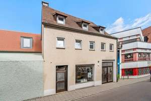 Zwei bezugsfreie Wohnungen mitten in der Altstadt - entweder einzeln oder als Paket
