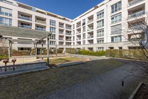 Großzügige, modern geschnittene 5-Zimmer-Wohnung mit Loggia, 2 Bädern & TG (BJ 2015) – Fritz-Wildung-Straße 14, 14199 Schmargendorf, Berlin – Vorschaubild 4
