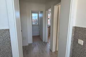 Marli, 1 Zimmer Dachgeschosswohnung mit Vollbad, Laminat u. EBK – Arndtstr.  2, 23566 Sankt Gertrud, Lübeck – Vorschaubild 3