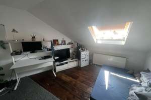 Zentrale 5-Zimmer-Dachgeschosswohnung in Karlsruhe Innenstadt-West – Ideal für WGs – Hirschstraße 35a, 76133 Innenstadt-West, Karlsruhe – Vorschaubild 10