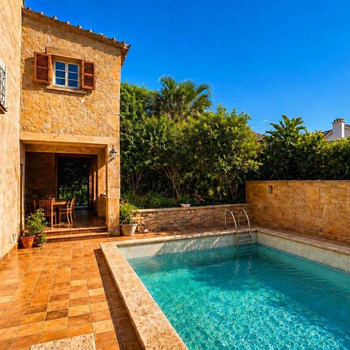Typisch mallorquinisches Haus inmitten der Berge mit Ferienvermietungslizenz und Pool in Selva