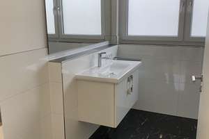 Neuwertige 3-Zimmer-Wohnung mit Süd- und Westbalkon sowie Einbauküche – Die vollständige Adresse der Immobilie erhältst du vom Anbieter., 70439 Stammheim-Süd, Stuttgart – Vorschaubild 4
