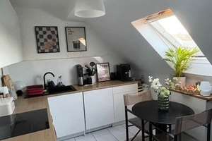 Schöne Dachgeschosswohnung mit Einbauküche im Zentrum von Essen ! – Kurfürstenstraße 54, 45138 Südostviertel, Essen – Vorschaubild 10