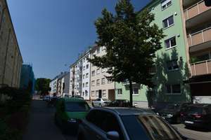 # MA-Lindenhof # 2 ZKB Wohnung mit 2 Balkonen # Top Lage # Kernsaniert #