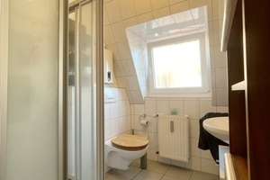 EP ESTATE ! Sonnige 3- Zimmer- Dachgeschoßwohnung in Köln / Widdersdorf – Die vollständige Adresse der Immobilie erhältst du vom Anbieter., 50859 Widdersdorf, Köln – Vorschaubild 10