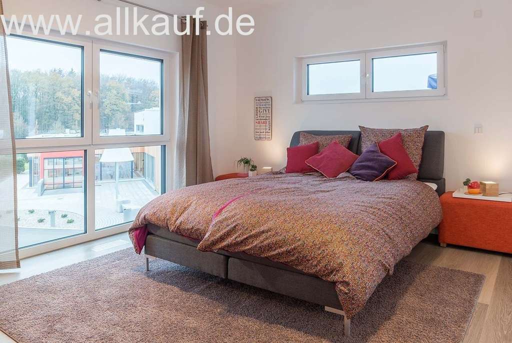 Immobilie in Hattenhofen - Ihr Traumhaus in Hattenhofen: Flexibel, Modern und Individuell - Bild 4